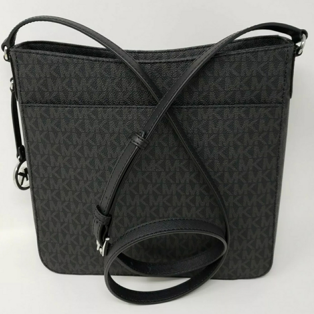 Michael Kors Messenger Crossbody - Picture 2 of 7
